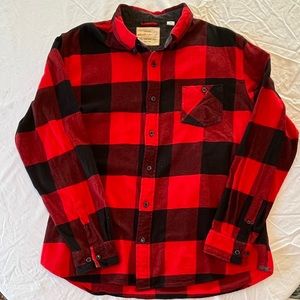Buffalo plaid black and red women’s flannel size XL